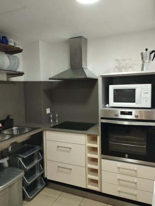 Apartament Cozy Flat With Terrace Palamós Zewnętrze zdjęcie